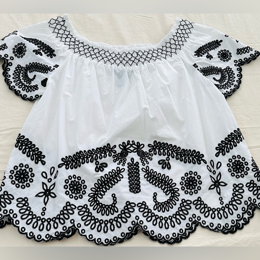 Embroidered off the shoulder top black & white